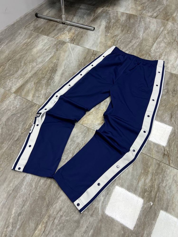 Широкі Adidas Adibreak штани спортивні Loose адидас адибрейк штаны rap