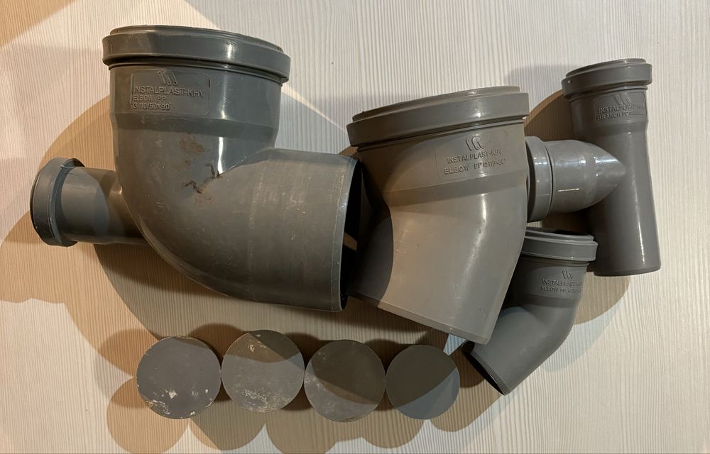 Сантехніка коліна.