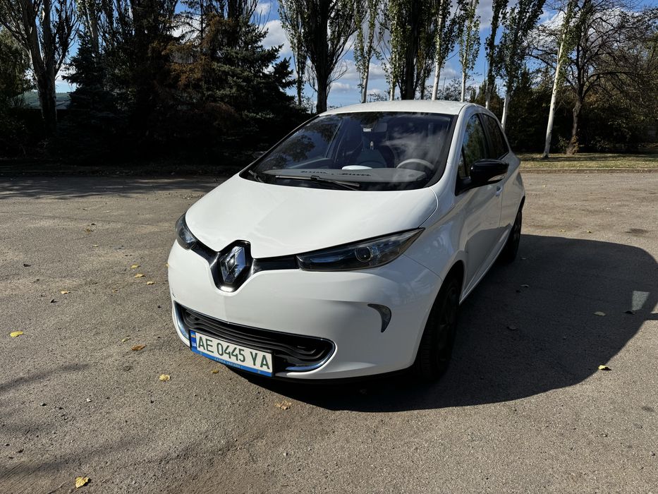 RENAULT zoe  Электро 24квт