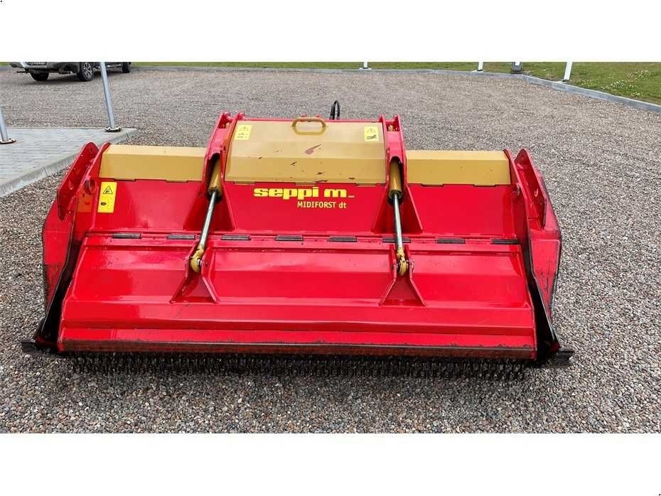 Mulczer leśny Seppi MIDIFORST DT 200