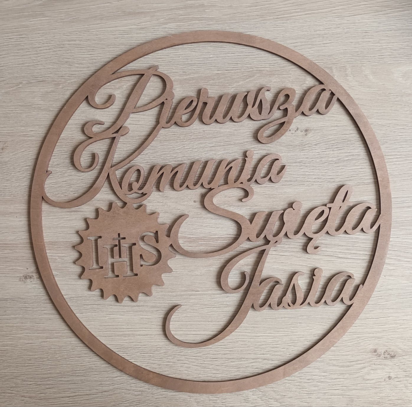 Obręcz koło pierwsza komunia święta Jasia