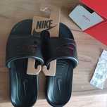 Klapki Nike tanio