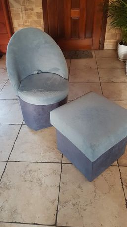 Zestaw fotel + pufa niebieskie