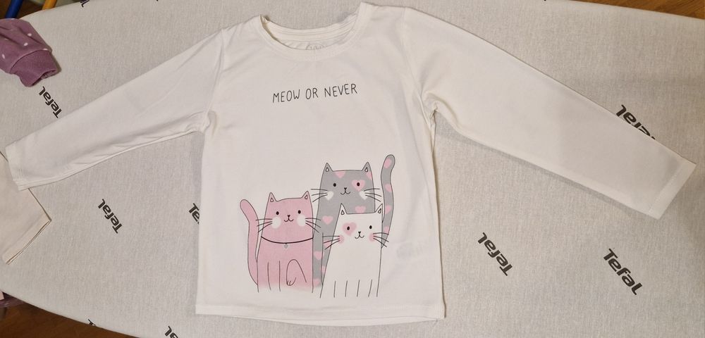 Дитяча кофта 104 см