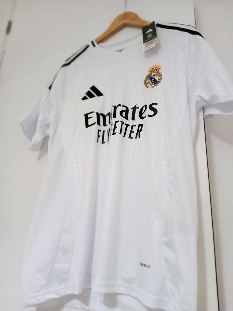 Camisola Real Madrid Oficial - Branca, Tamanho L
