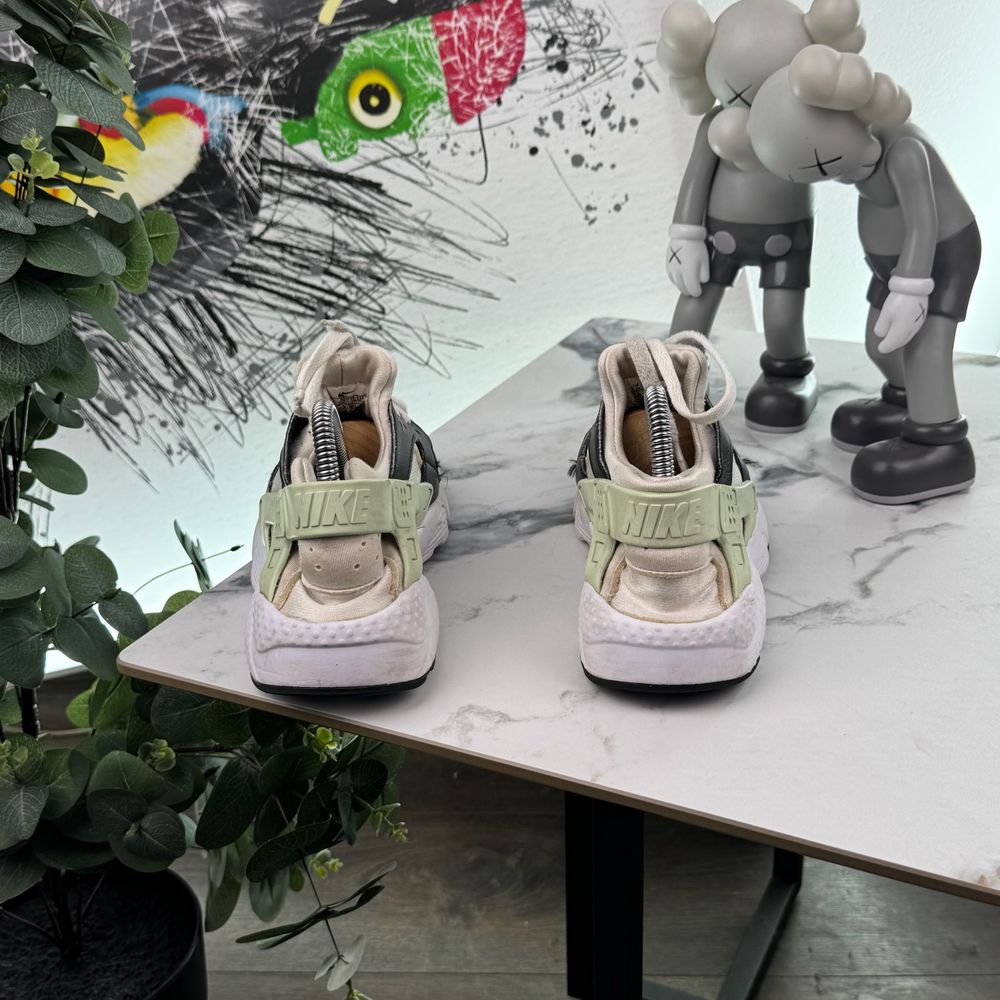 Кросівки Nike Huarache 39 розмір 2097