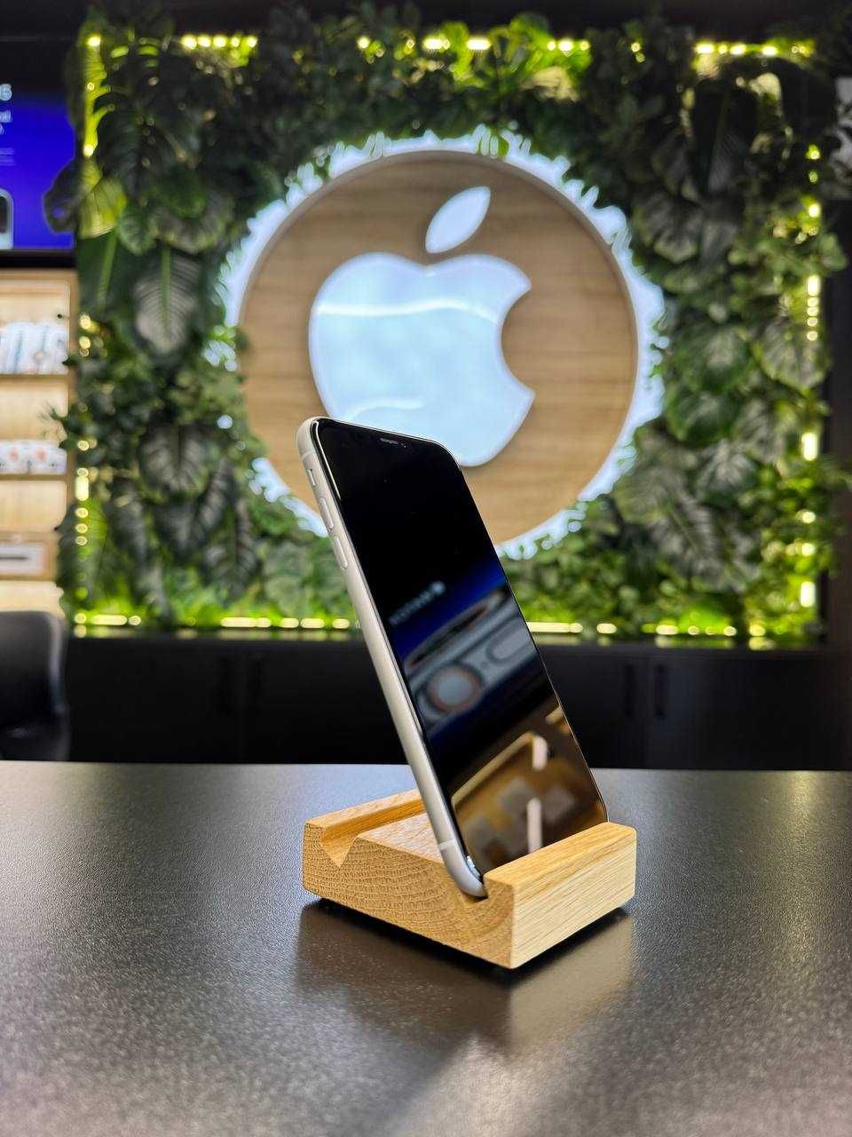 Apple iPhone XR 128GB White бу