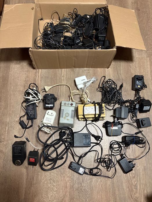 Продам блоки живлення (блоки питания)