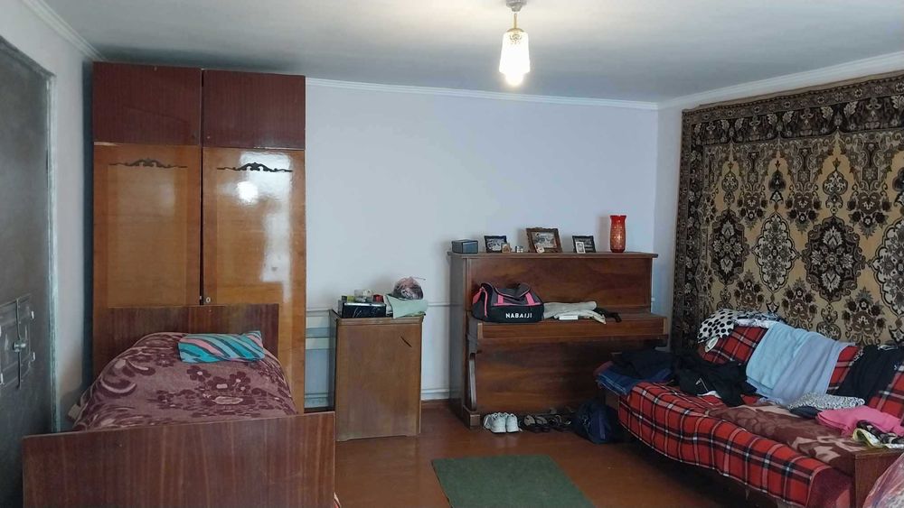 Продається будинок м . Дунаївці будинок + літня кухня.