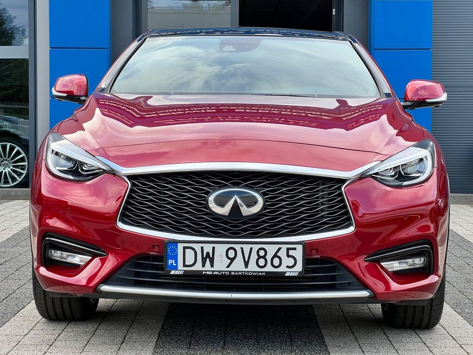 Infiniti Q30 2.0 Benzyna 211 KM AWD Luxe Tech II Właściciel Salon PL