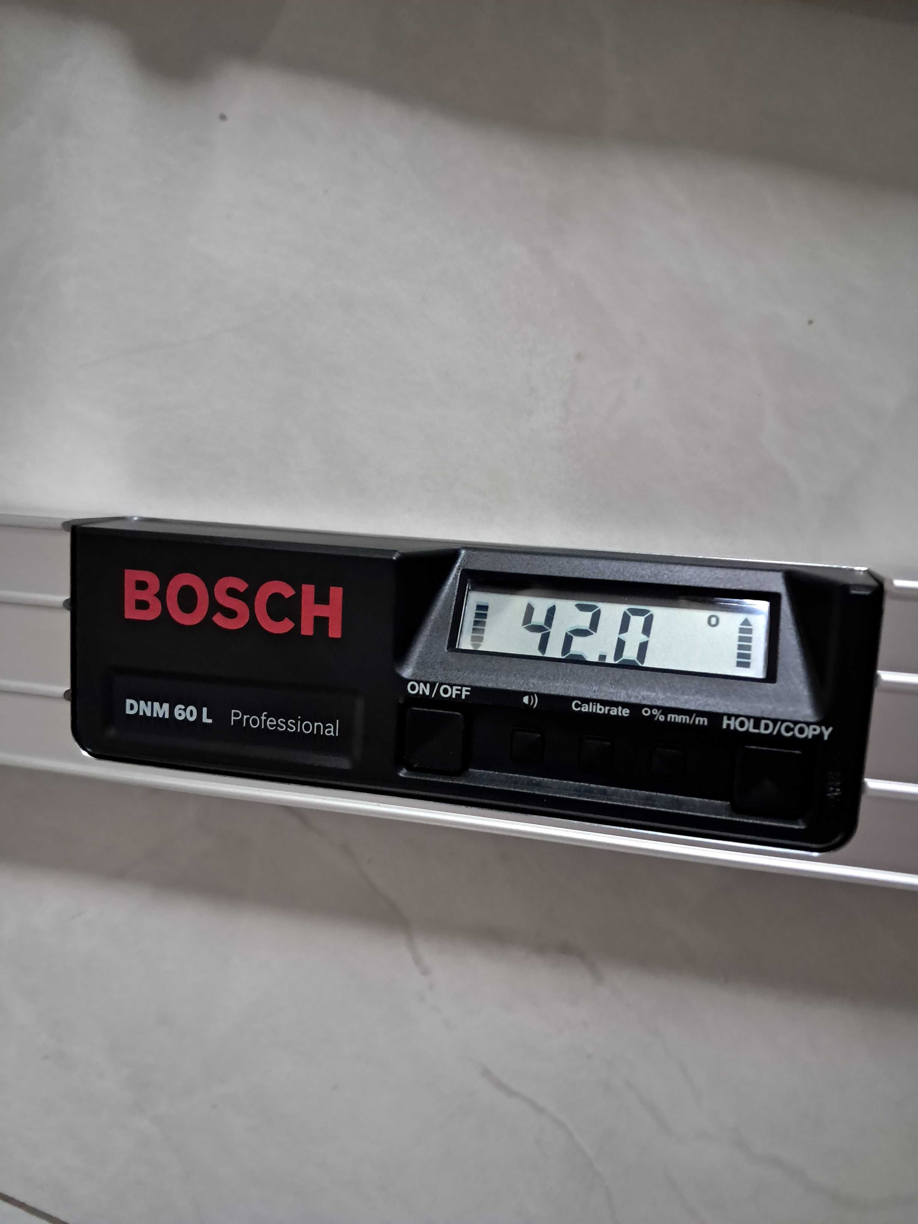 Poziomica cyfrowa Bosch DNM 60 L NOWA