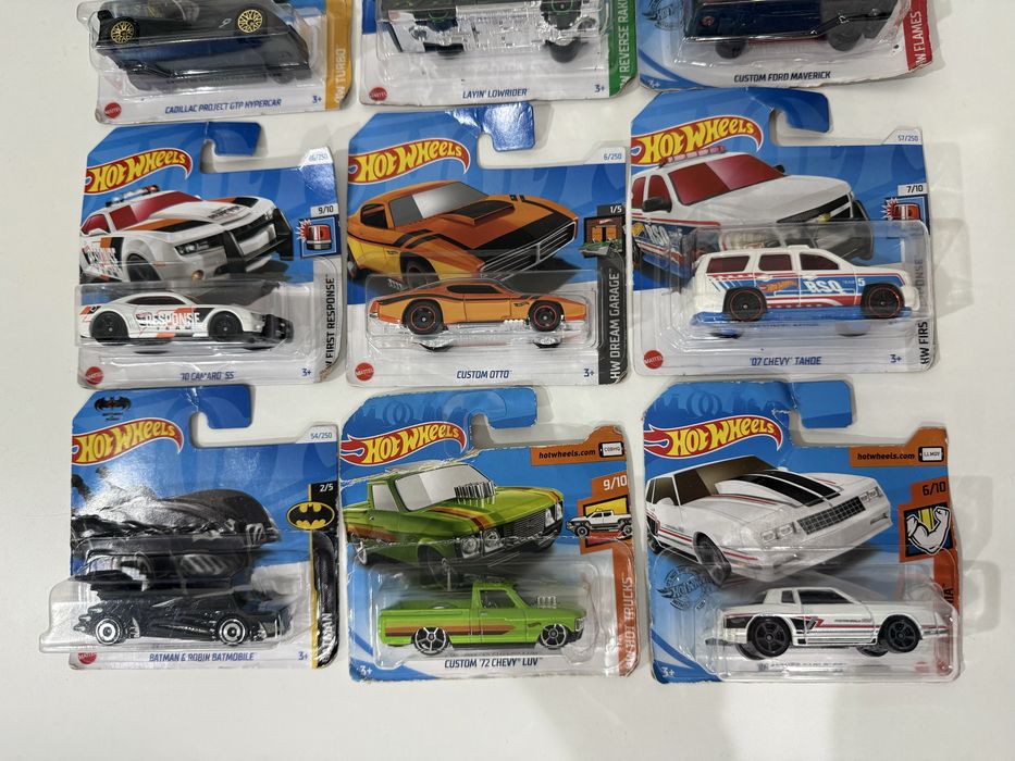 Autka Hot Wheels