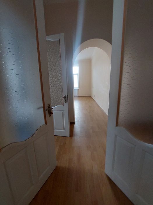 Продаж 2 кім. кв. приватн типу 79м2 вул. Франка м. Дрогобич