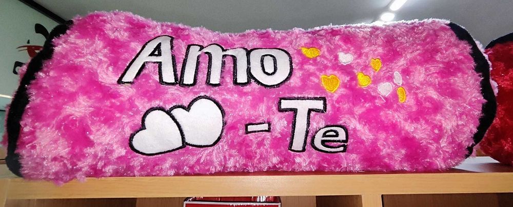 Almofada "Dia dos Namorados"