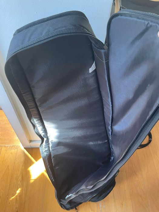 Jackson JS32 King V, Marshall Amplificador e Pedal Behringer OD300