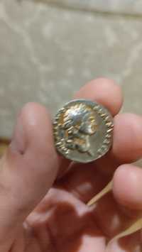 Монета стародавня