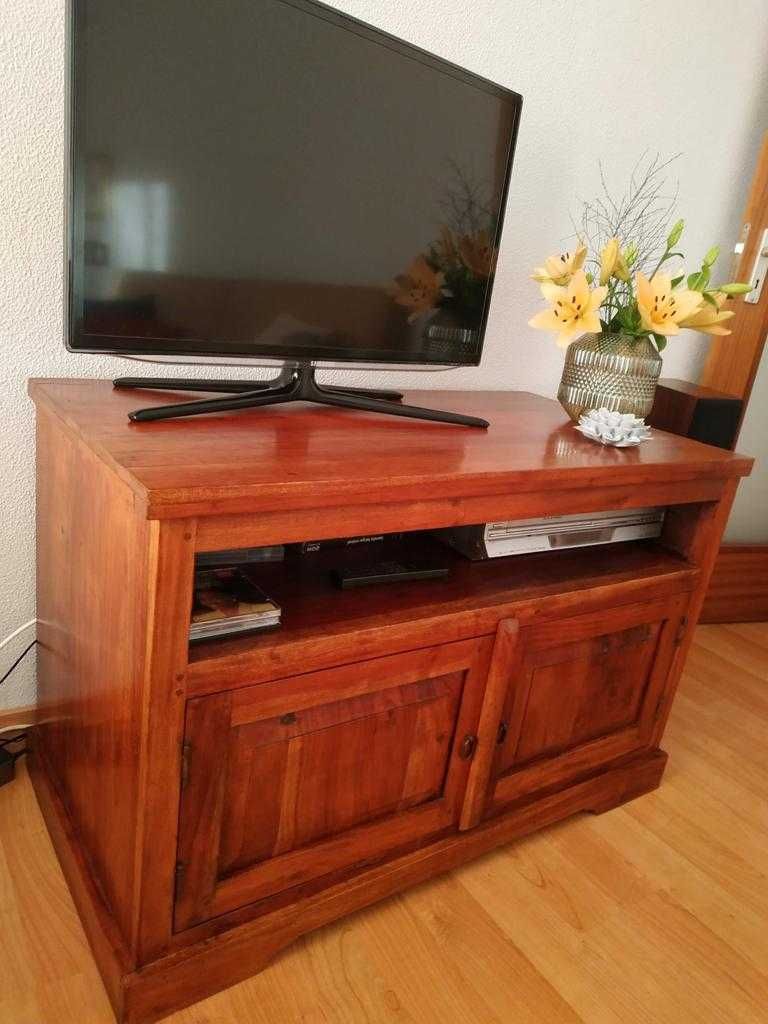 Móvel Televisão madeira maciça