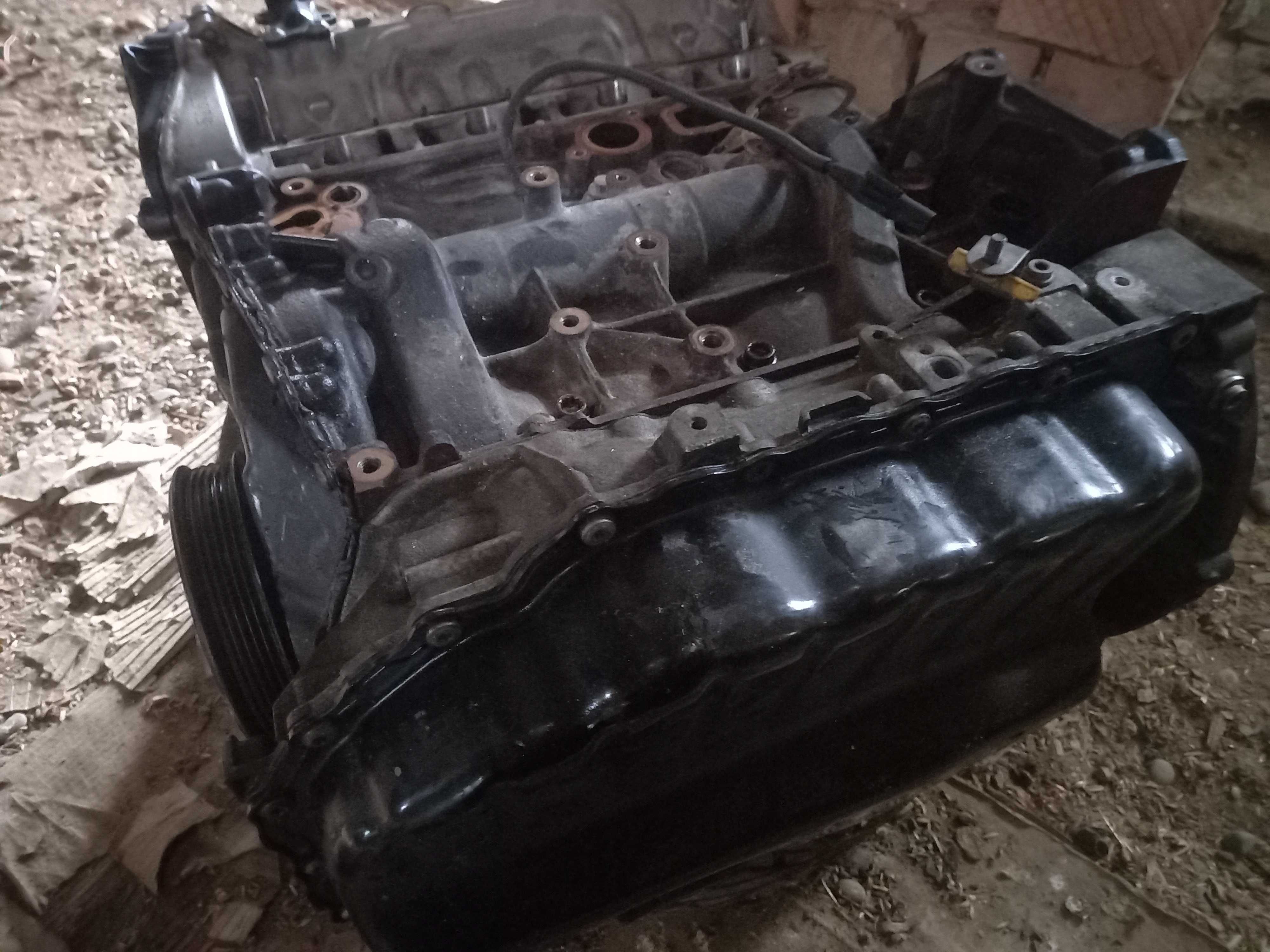 МоторVolkswagen Passat б7 бензин 1.8.