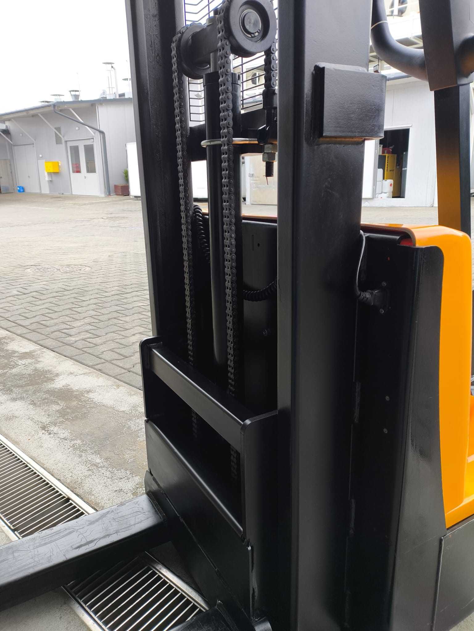 Wózek masztowy Cormak Q12E16 23% VAT – Mysłowice