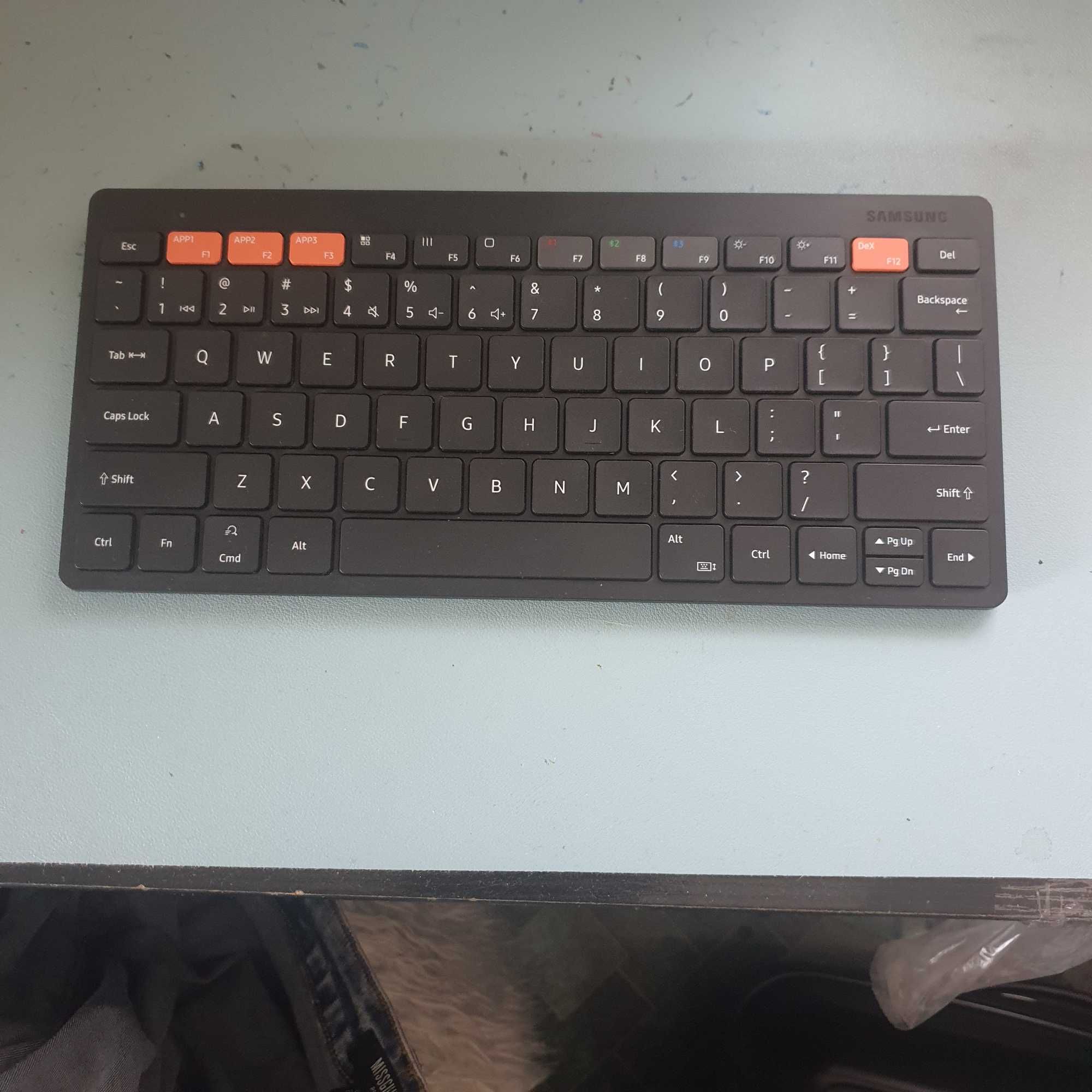 Klawiatura bezprzewodowa Samsung