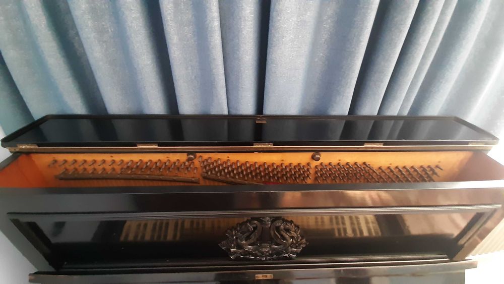 Sprzedam pianino