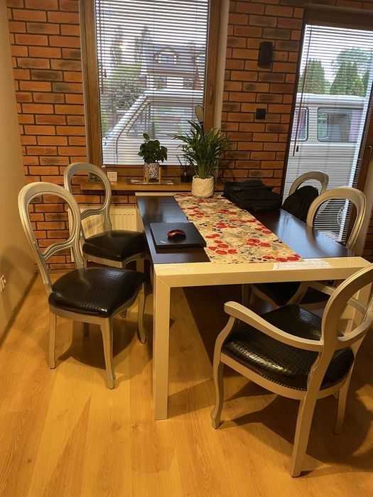 Krzesla w stylu ludwikowskim