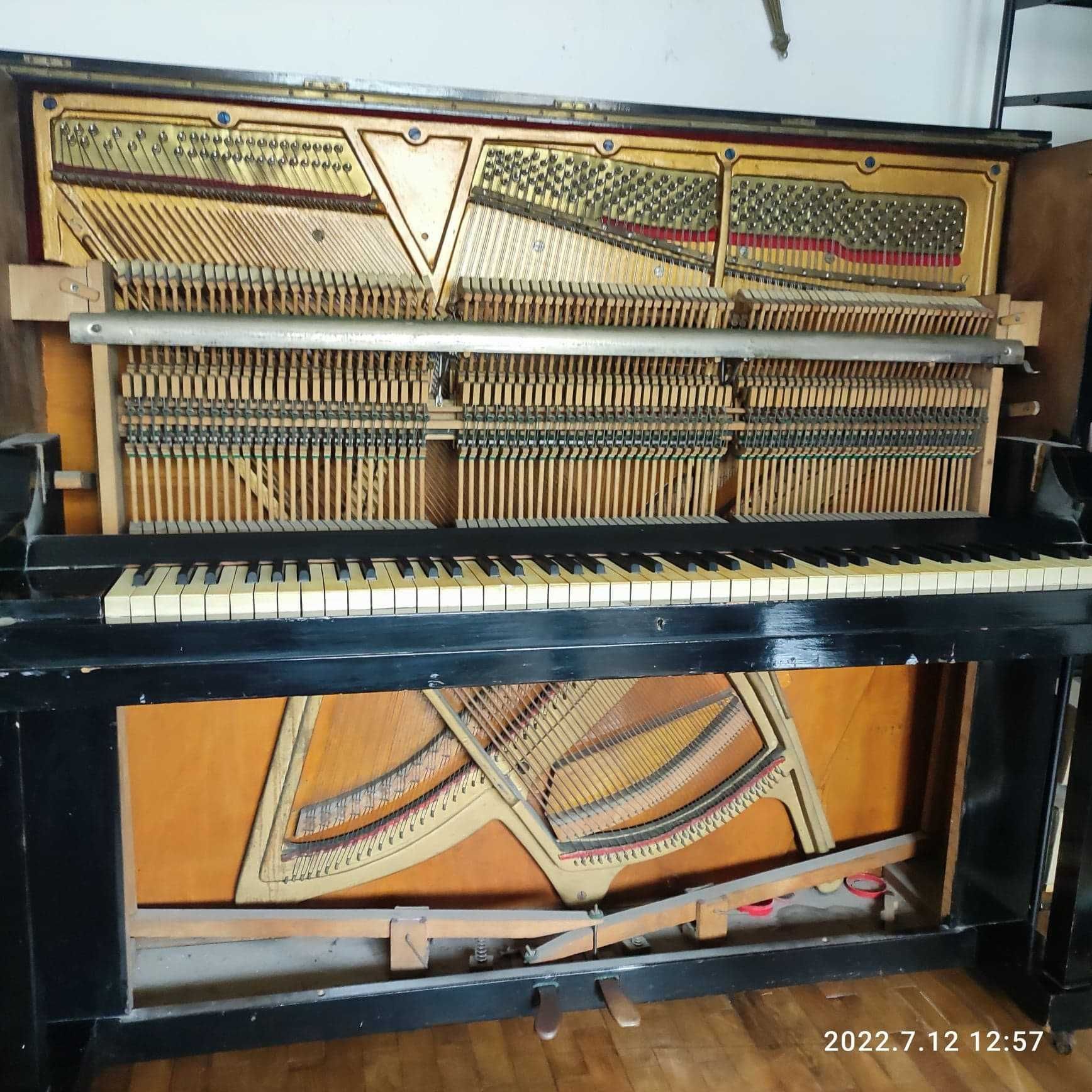 pianino niemieckie richard wagner + stołek