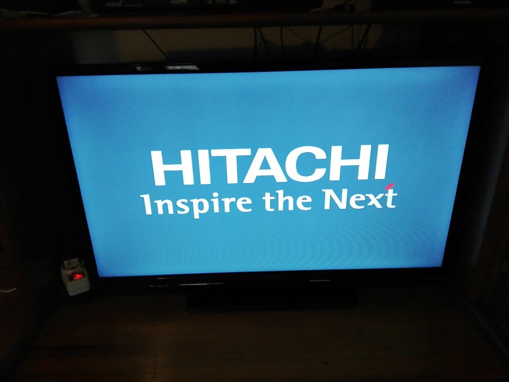 TV LED 32" 81cm HITACHI C Netflix c/ NOVA