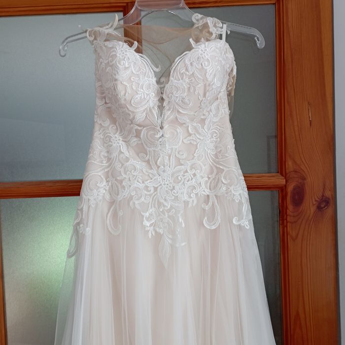 Suknia ślubna w kolorze szampana