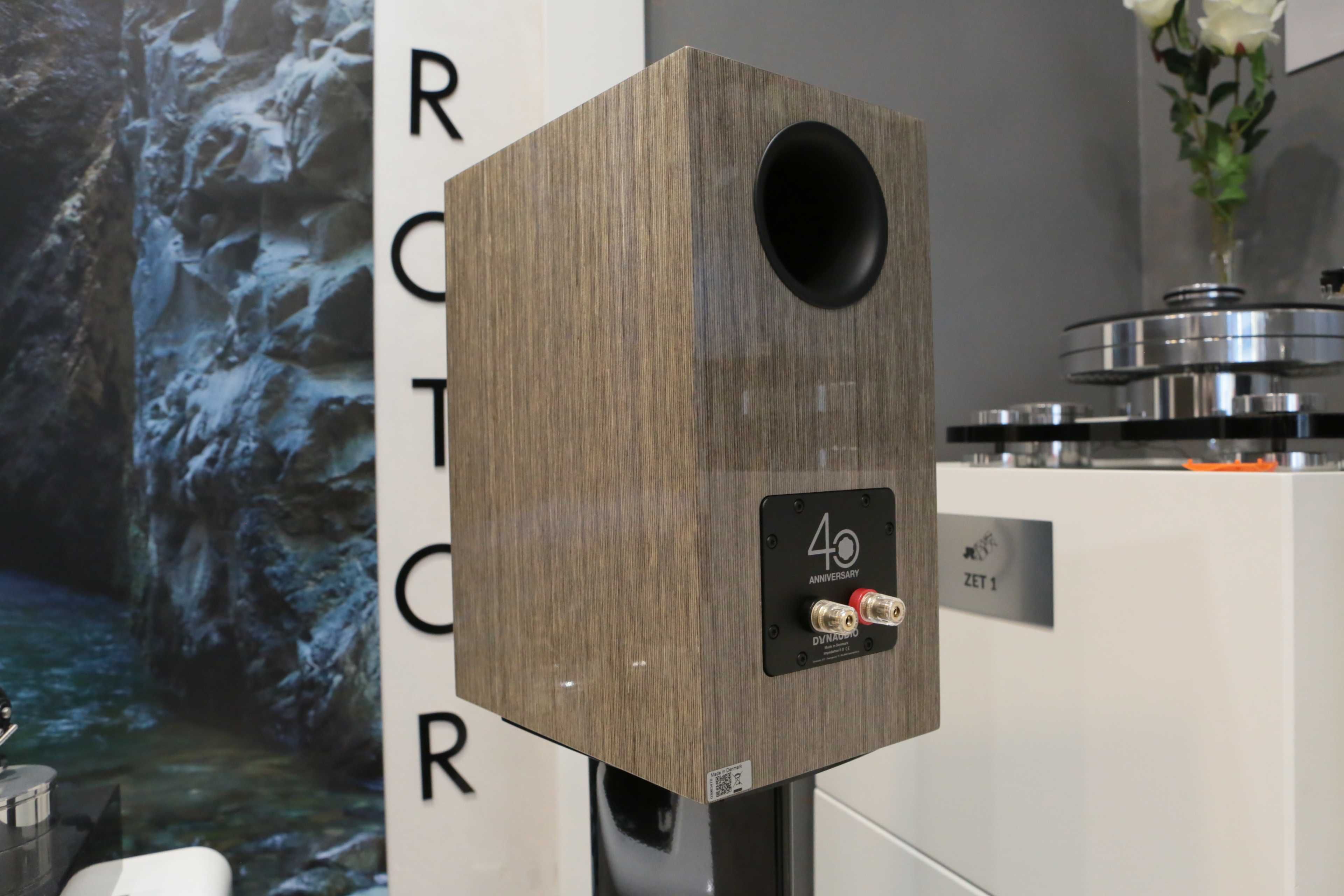 Dynaudio Special 40 jak nowe głośniki podstawkowe monitory