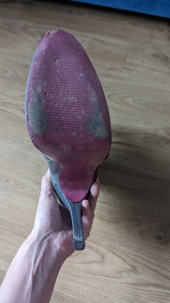 Buty krótkie kozaki,botki na obcasie