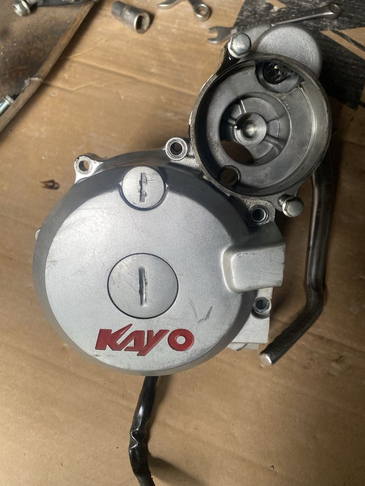 В розборі мотор kayo t2 250.
