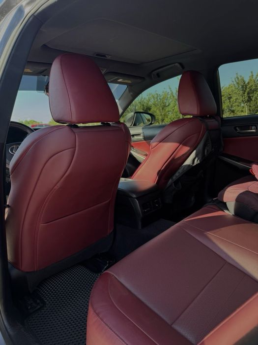 Lexus IS300 f-sport 2018