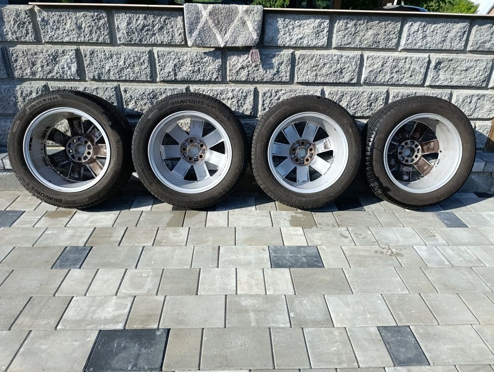 Комплект дисків Ford з шинами Barum Bravuris 5 HM 205/55 R16