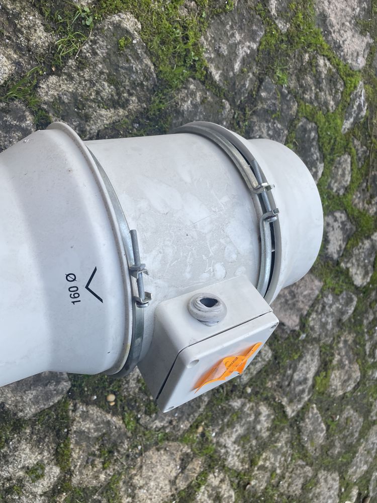 Extrator de conduta