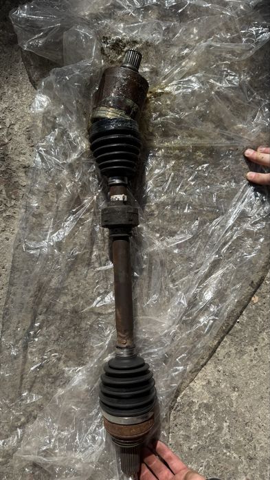 Під відновлення передня права піввісь, подушка руля, арка Ford Mach-e