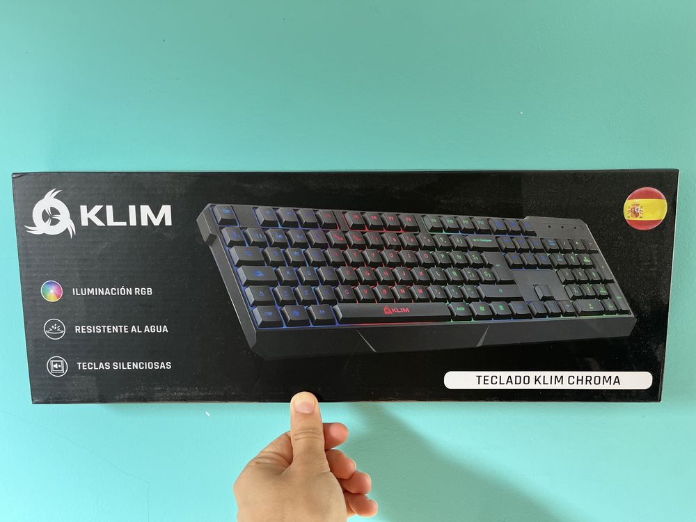 Teclado KLIM USB com caixa