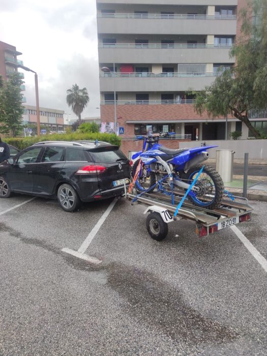 Alugo Atrelado até 3 Motos – Aluguer com Cintas Incluídas