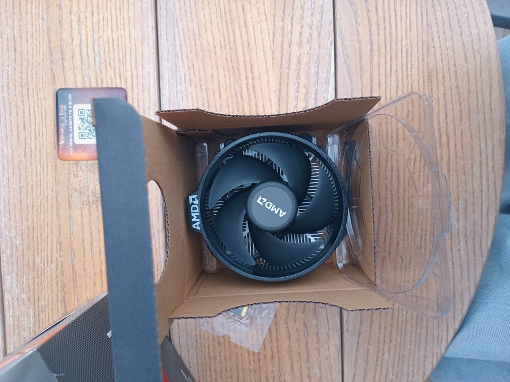 AMD Ryzen 5 3600 6 Core, 12 Thread Proccesor