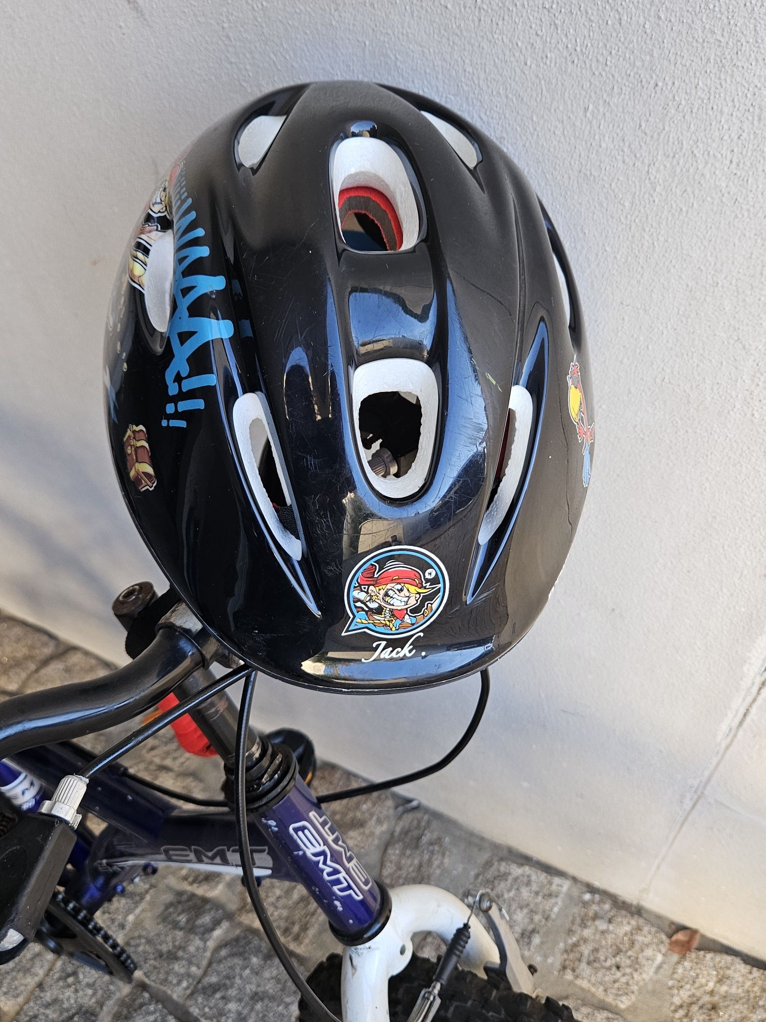 Bicicleta de transição em bom estado de.uso para criança até 10 anos