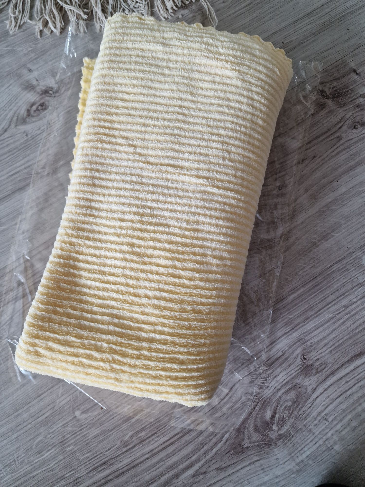 Ręcznik żółty na plażę mikrofibra 140cm×70cm