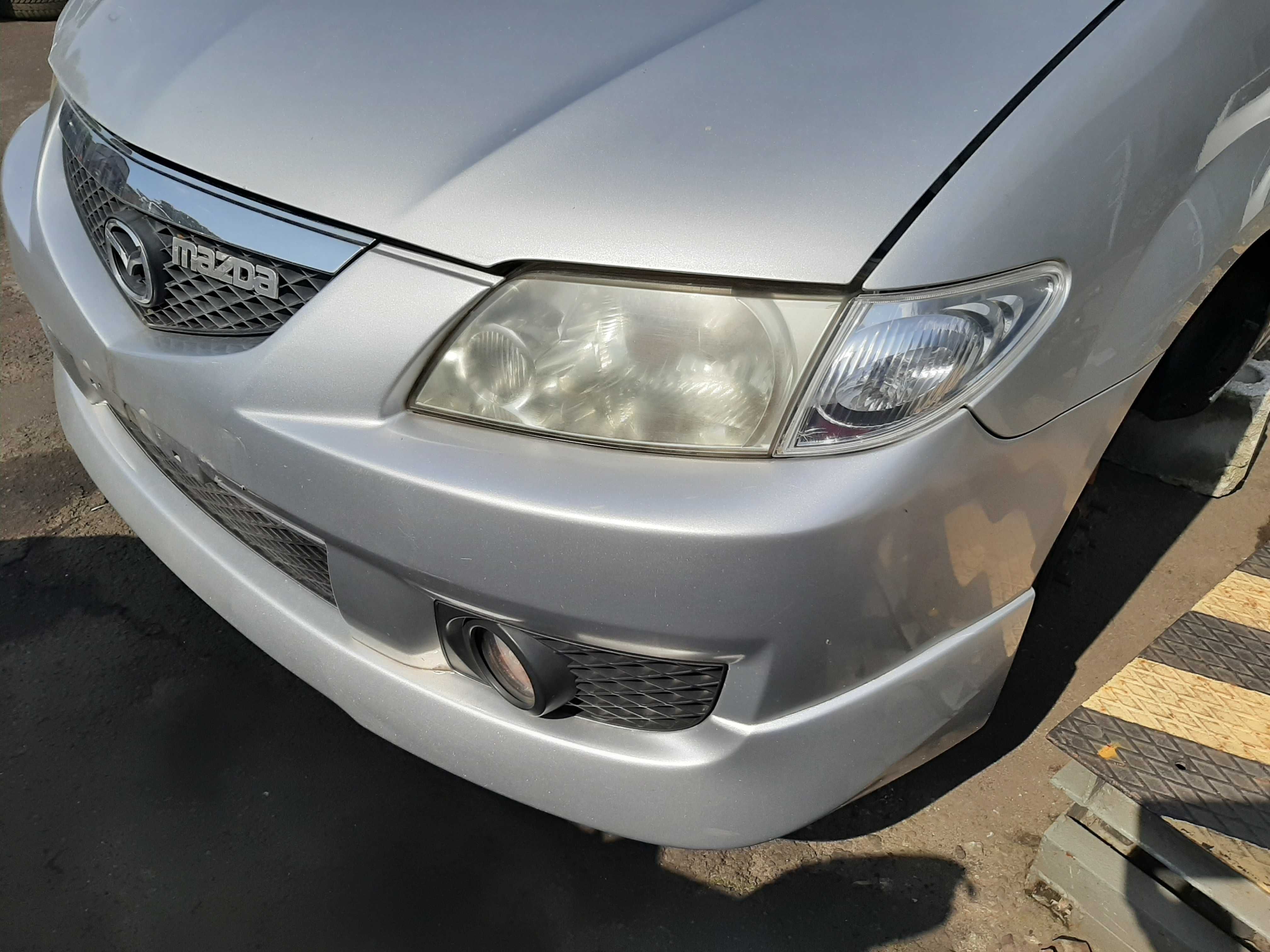 Mazda Premacy 2.0 Diesel 2001r.Maska przednia