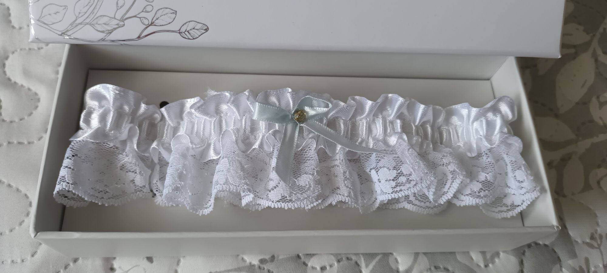 Amore Wedding Garter podwiązka ślubna w ozdobnym pudełku