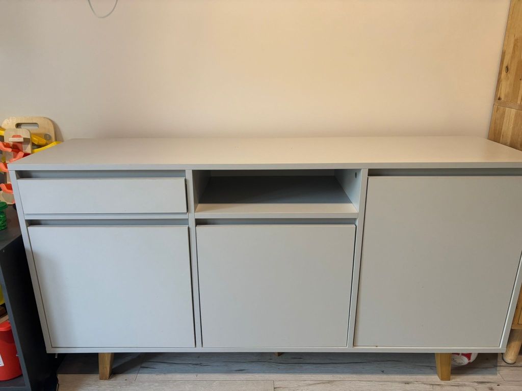 Komoda w dobrym stanie
