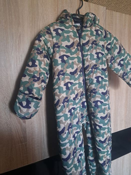 Kombinezon dziecięcy