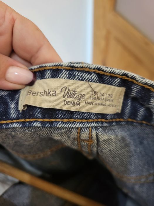 Spodnie Bershka roz 36