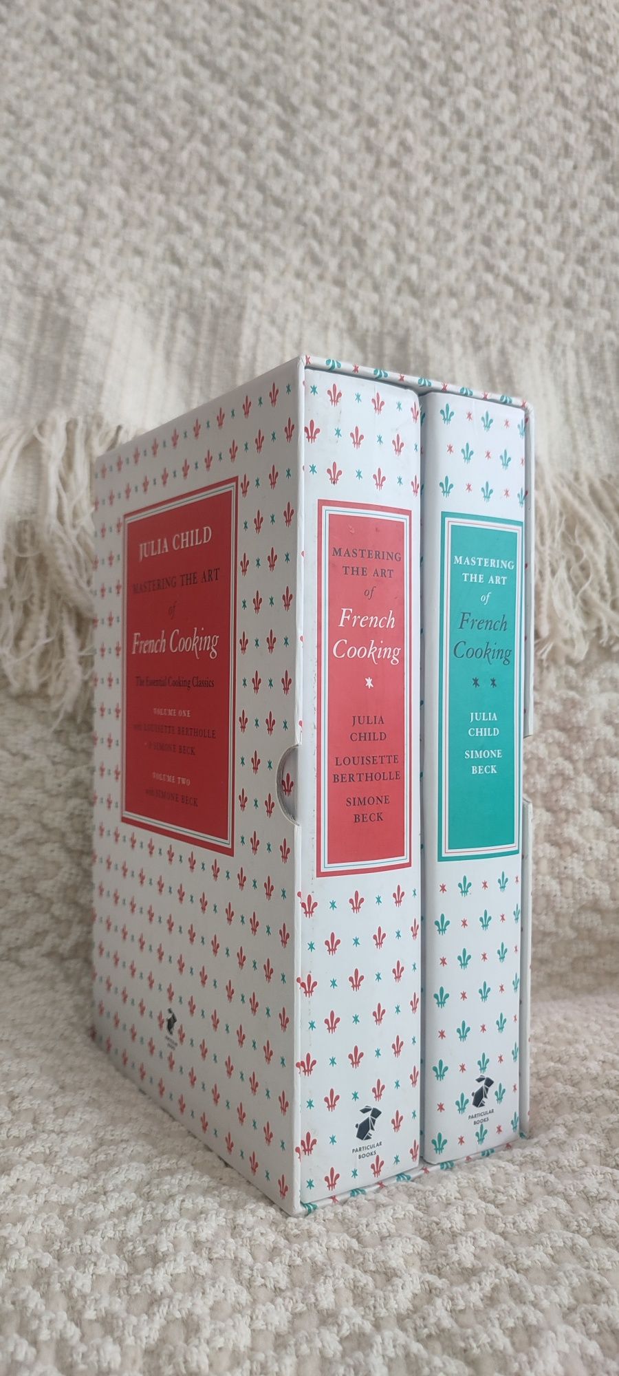 Mastering Art of French Cooking - Julia Child, Simone Beck dwa tomy