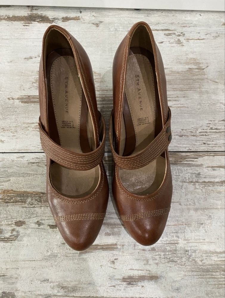 Brązowe buty skórzane na koturnie 5th avenue rozmiar 41