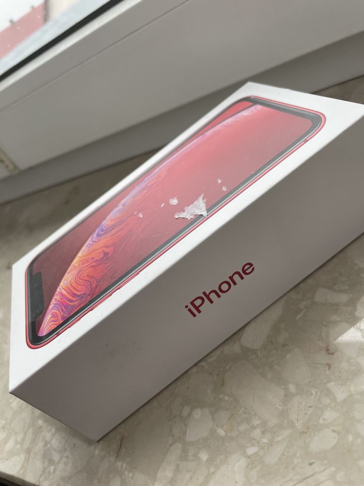 Iphone XR czerwony 64 GB stan idealny