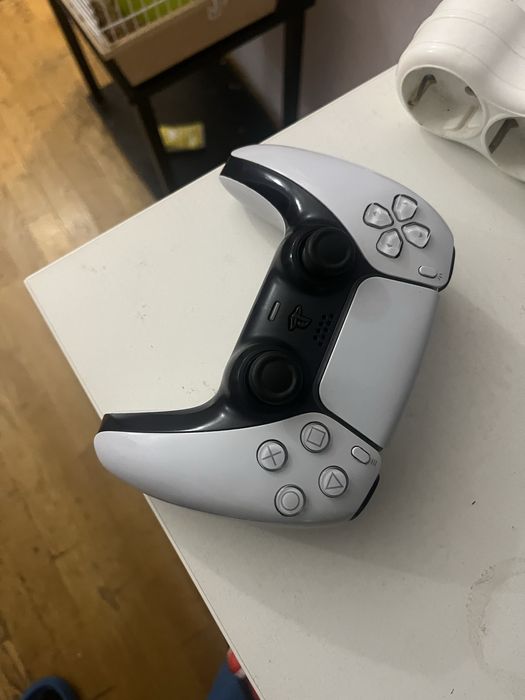 Продам свій PS 5